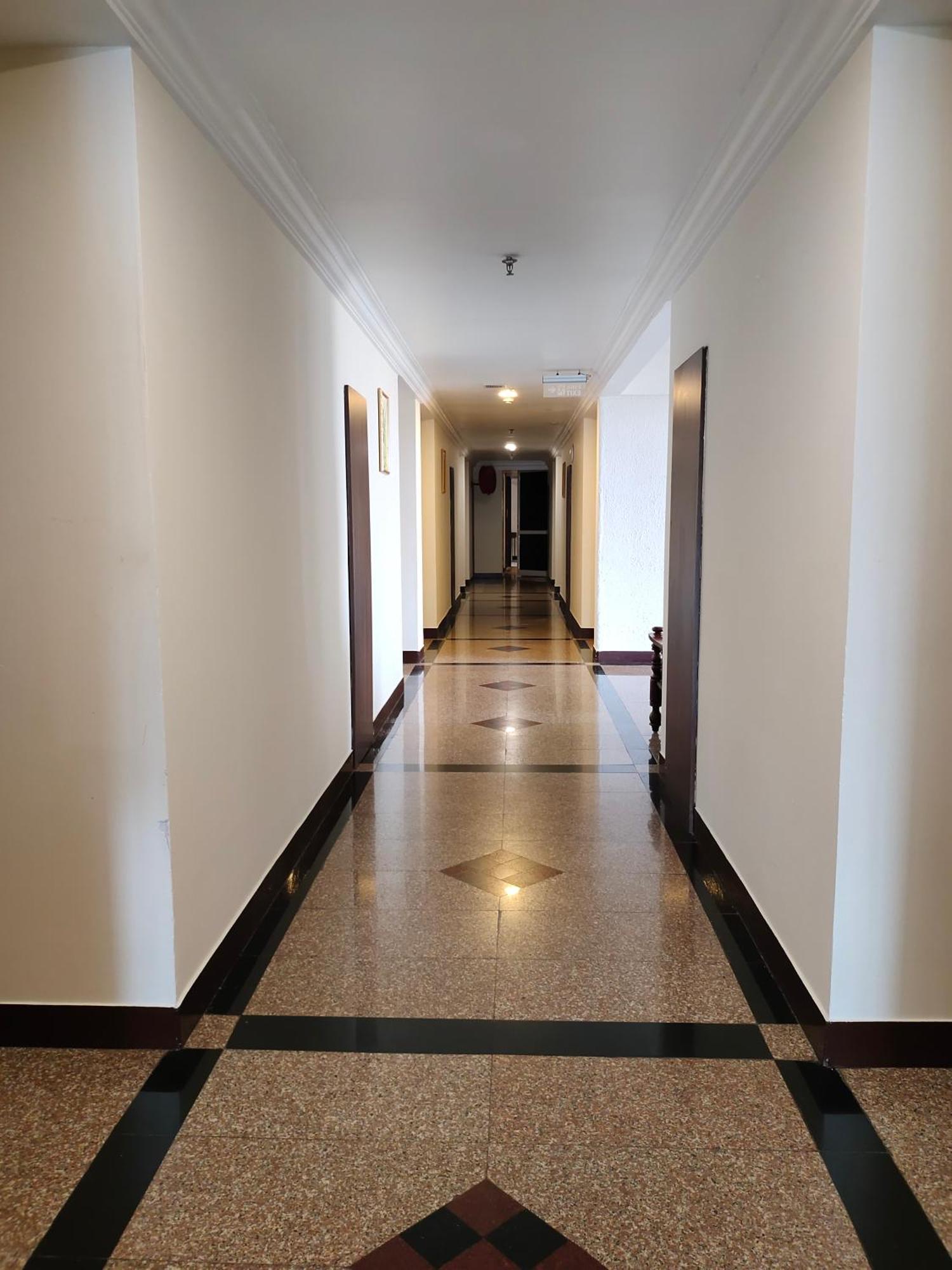 Presidency Kochi City Centre Exterior photo