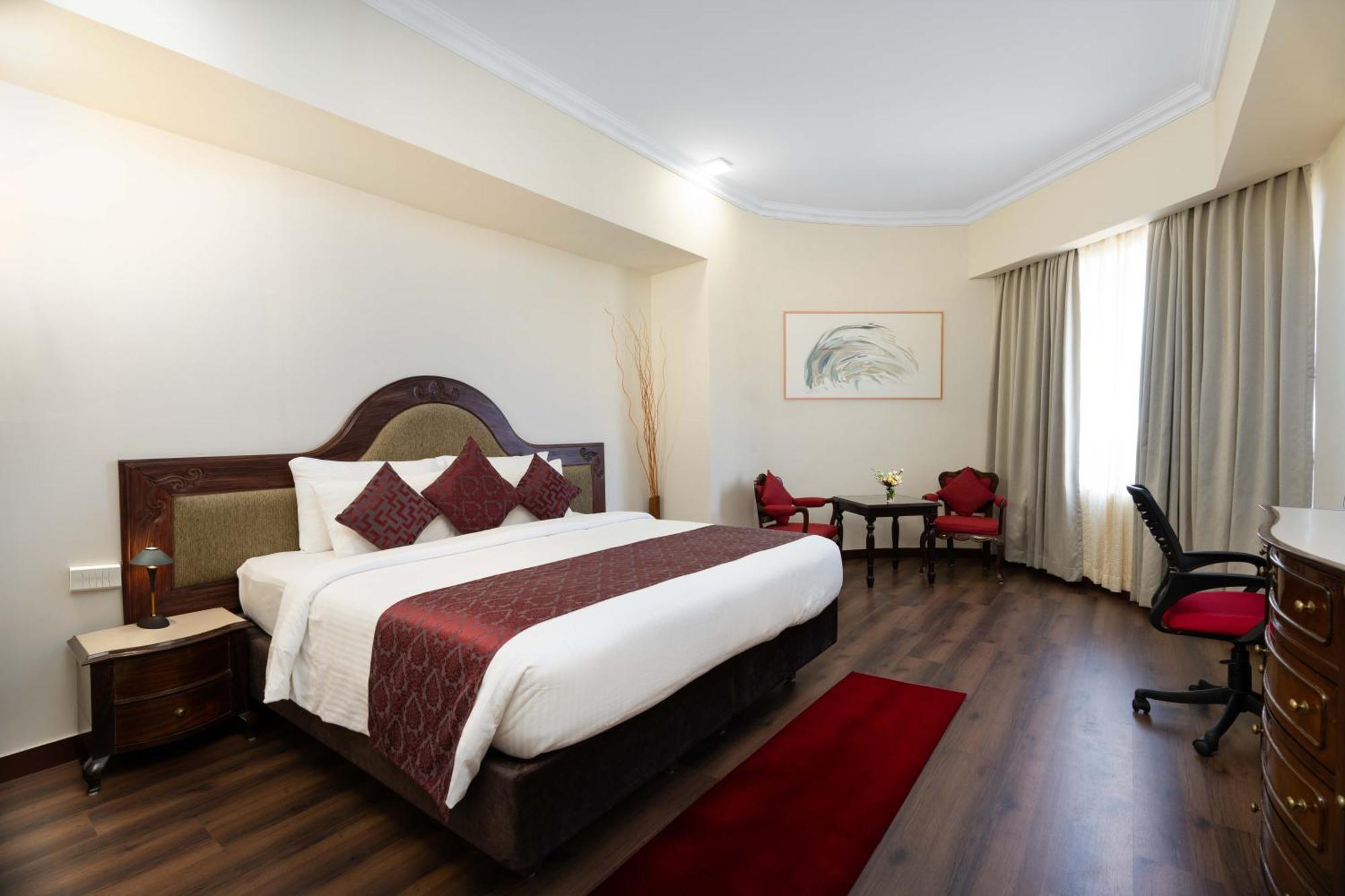 Presidency Kochi City Centre Exterior photo