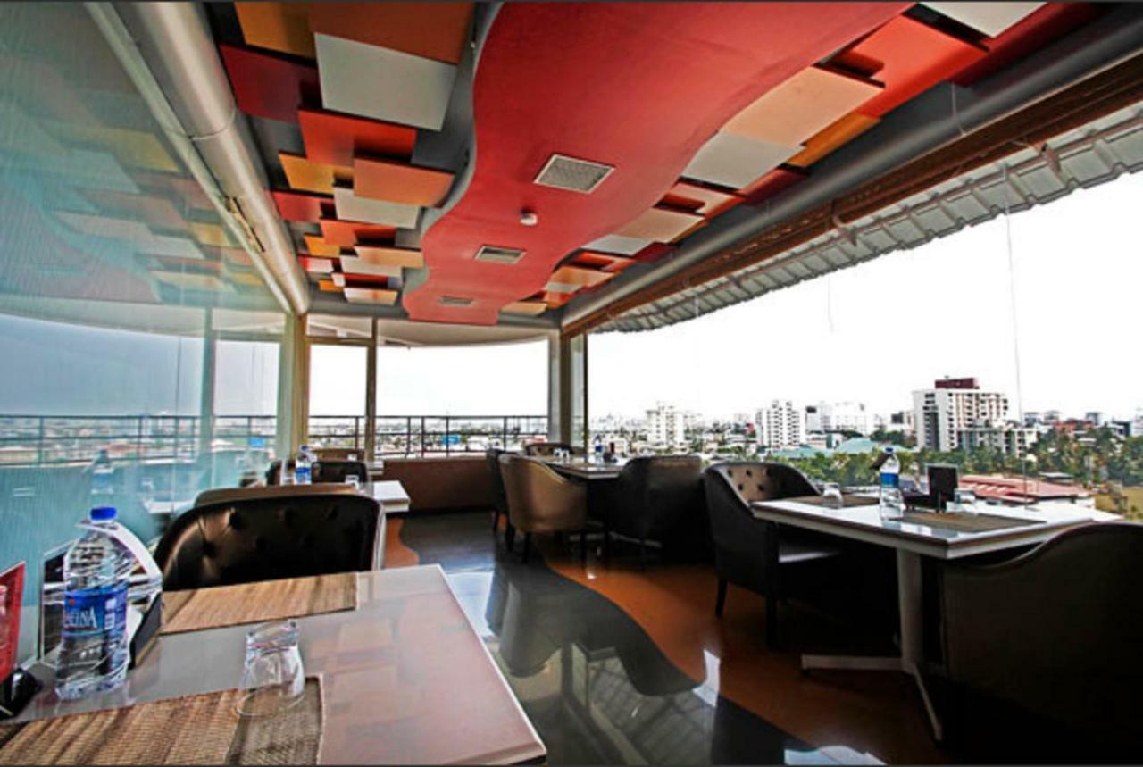 Presidency Kochi City Centre Exterior photo